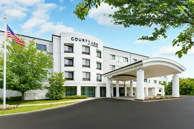Courtyard by Marriott Hartford Farmington