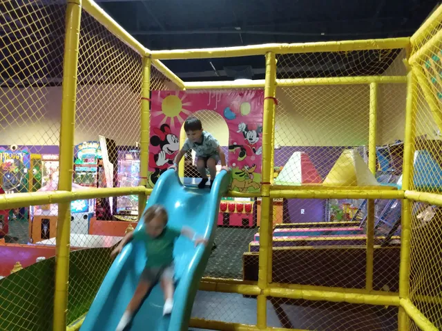 Happy's Family Fun Center