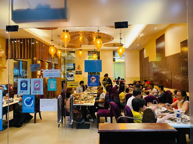 Royal Indian Curry House by the bay