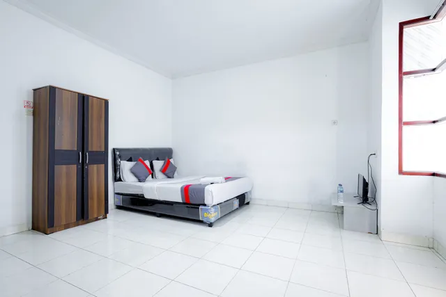 J&B Rooms Tomang Jakarta Mitra RedDoorz