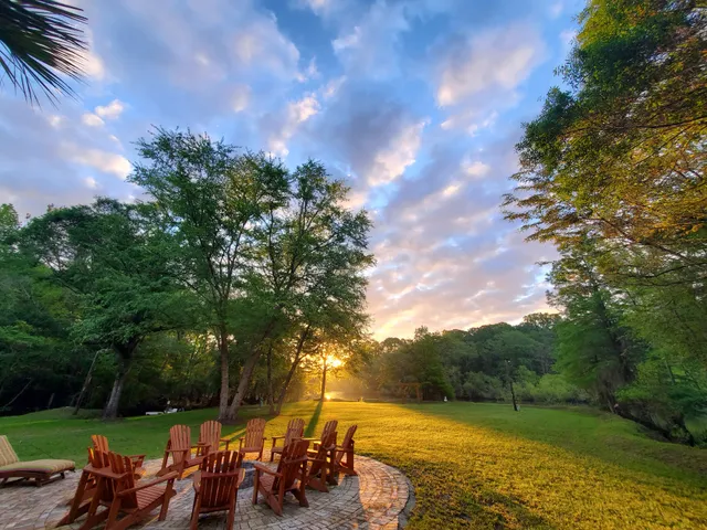 Edisto River Lodge RV sites and Vacation Rentals