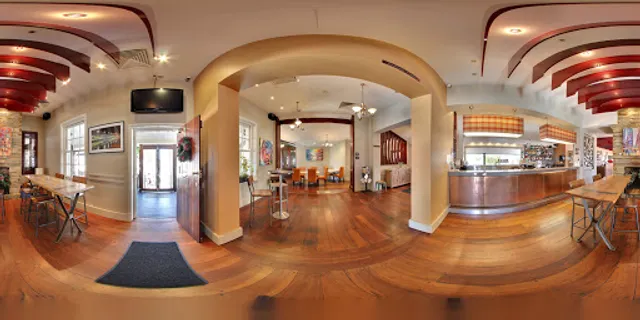 The Bridge Garden Bar & Restaurant