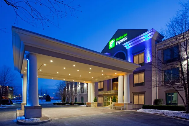 Holiday Inn Express & Suites Hagerstown by IHG