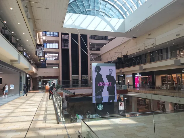 Galleria Orange Garage