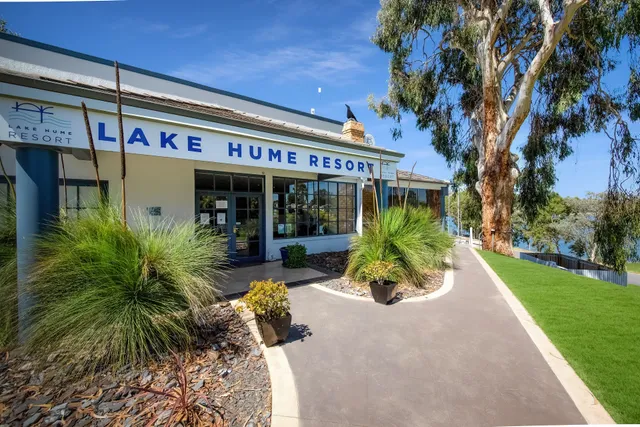 Lake Hume Resort
