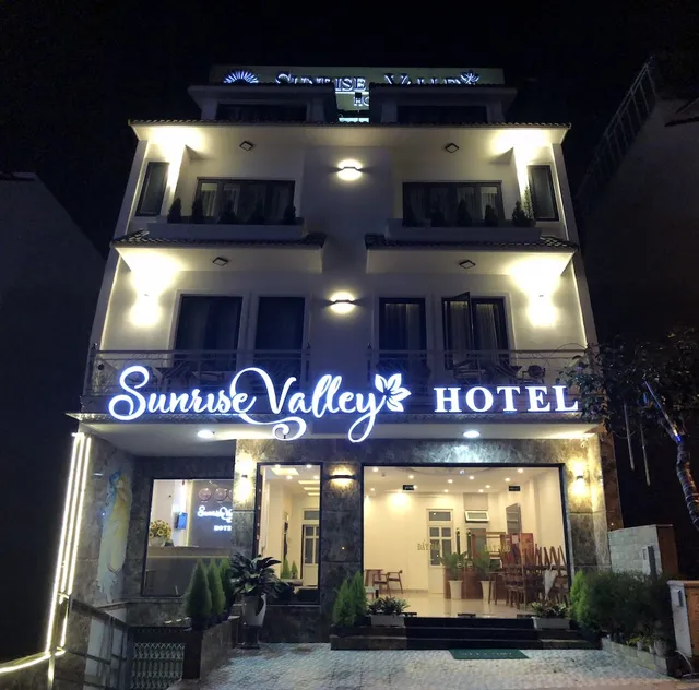 Khách sạn Sunrise Valley