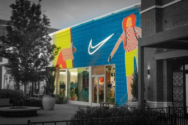 Nike Mountain View Village