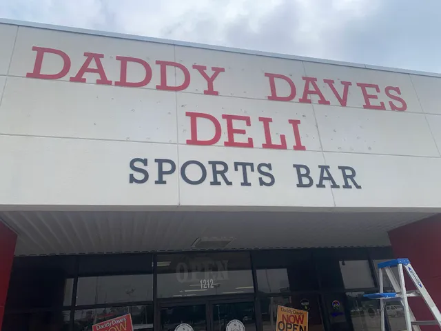 Daddy Dave's Sports Bar