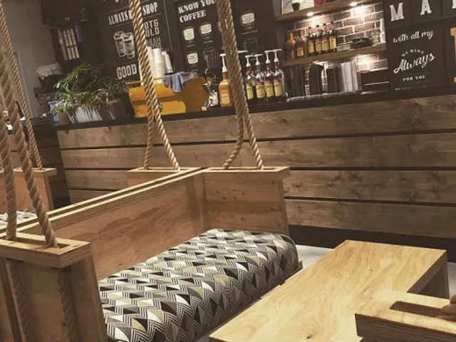 R Baker Minatomiraiten