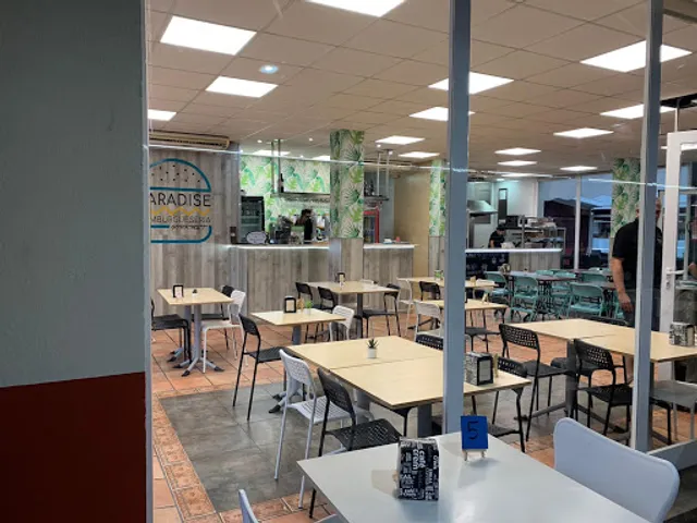 Paradise Hamburgueseria | Blanes