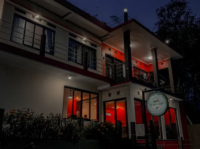 The Green County Homestay and Cafe