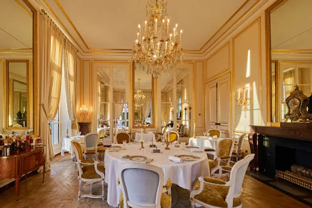 Restaurant Alain Ducasse - Le Grand Controle