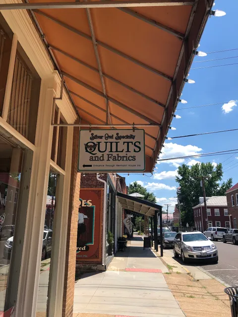 Silver Owl Specialty Quilts & Fabrics