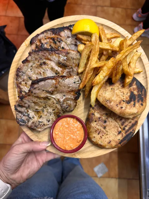 ...στου Μαυρόχηνα