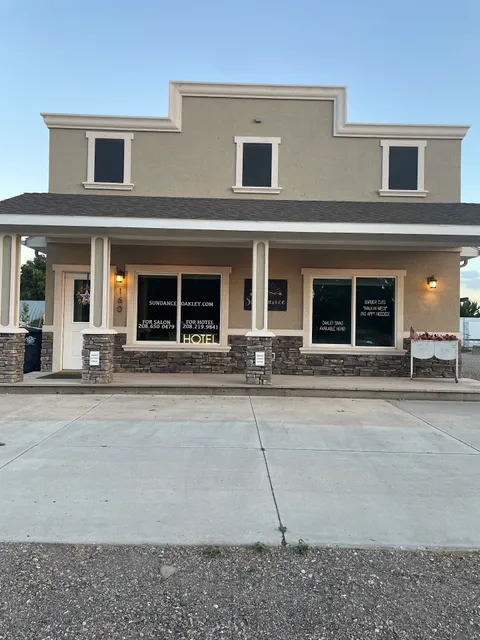 Sundance Salon & Hotel