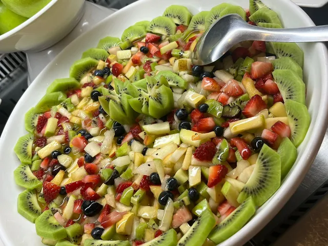 Olea Cafe, Kitchen & Lounge