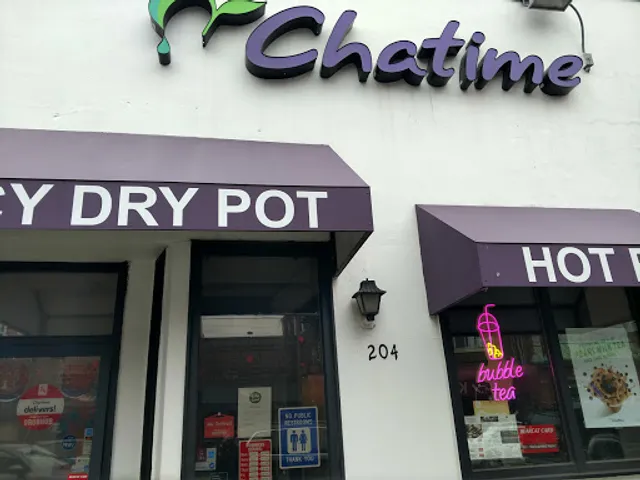 Twisted Sisters’ Bubble Brew & Bakery