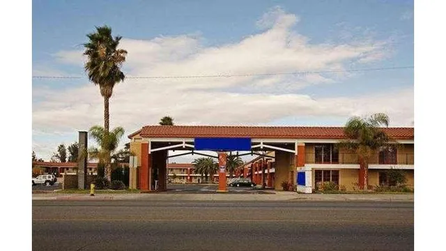 Days Inn by Wyndham Hemet