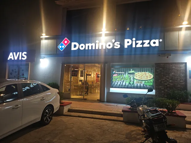 Domino’s Marina