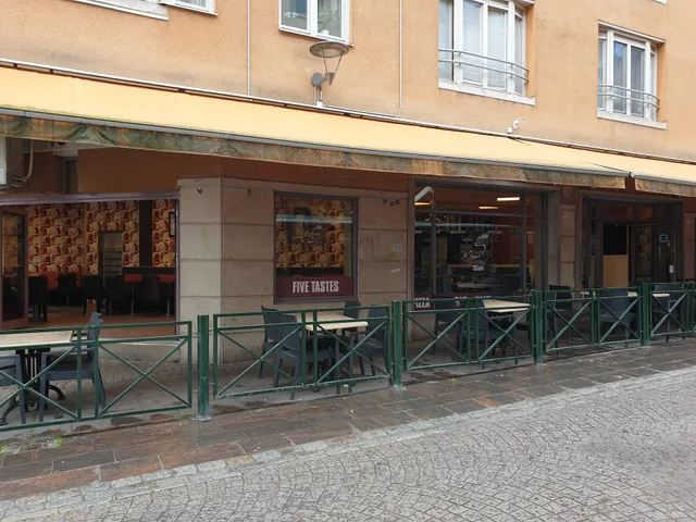 Five Tastes Pizzeria