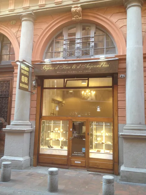 Bijoux D Hier Et D Aujourd Hui