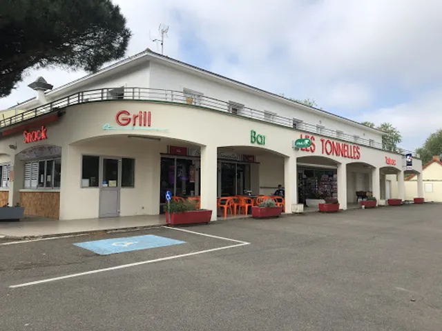 Les Tonnelles restaurant pizzeria bar tabac