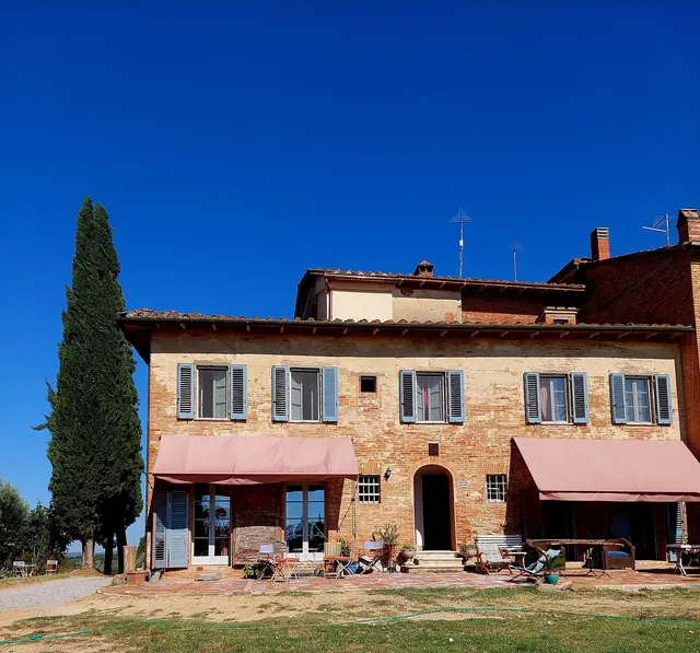 CASA EZIO MARCHI