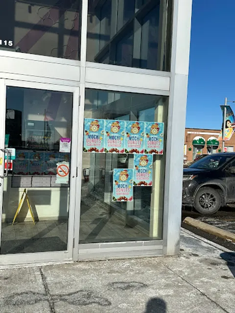 LaMochi Donuts & Sweets