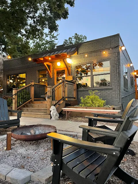 Leo's House of Thirst