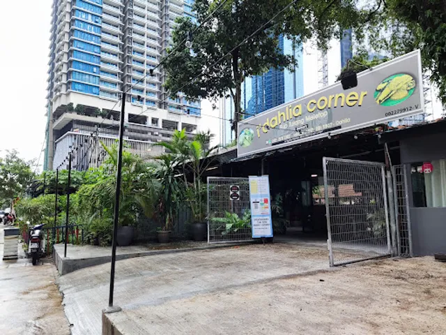 I'dahlia Corner Sup Tulang Meletop