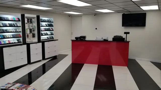 Sunset Wireless iPhone Repair Hollywood Los Angeles CA