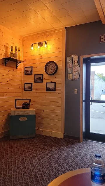 You betcha bowling center