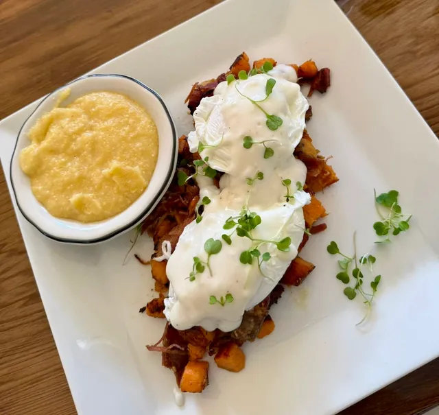 Vicki B's Restaurant & Market