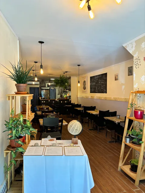 Kutum (Apportez votre vin BYOW)