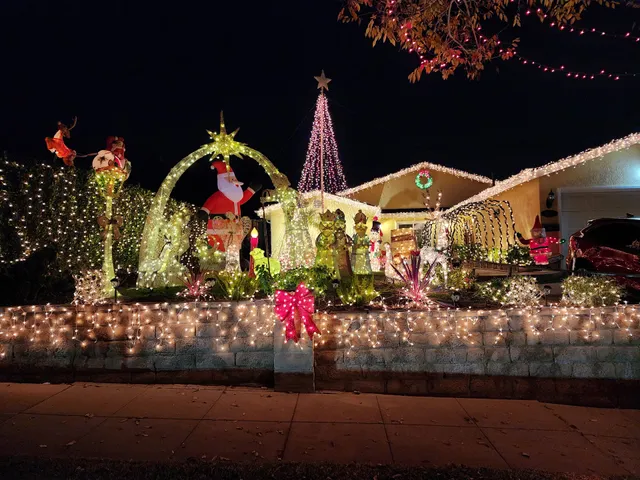 Upper Hastings Ranch Holiday Light Up