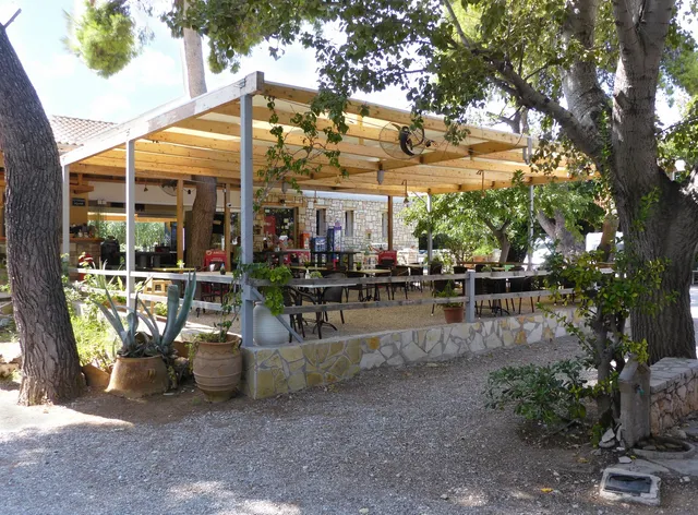 AKRATA BEACH CAMPING