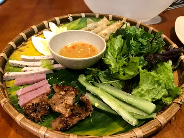 BÁNH CUỐN ĐẤT VÕ - Đặc sản Bình Định