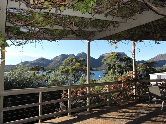 Freycinet on the Bay