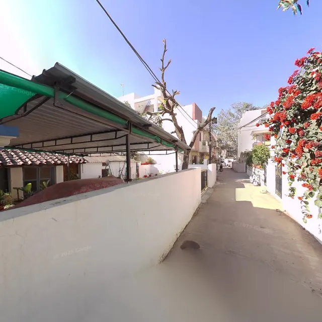 SPOT ON 36512 Preet Residency