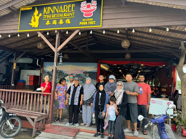 Kinnaree Thai Restaurant 泰国餐馆