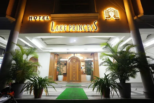 Hotel Lake Princess