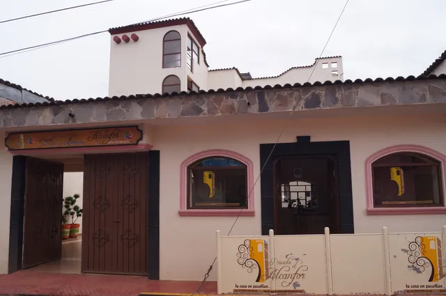 Hotel Posada el Alcanfor