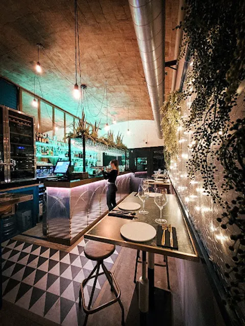 Fooco · Restaurant & Cocktails