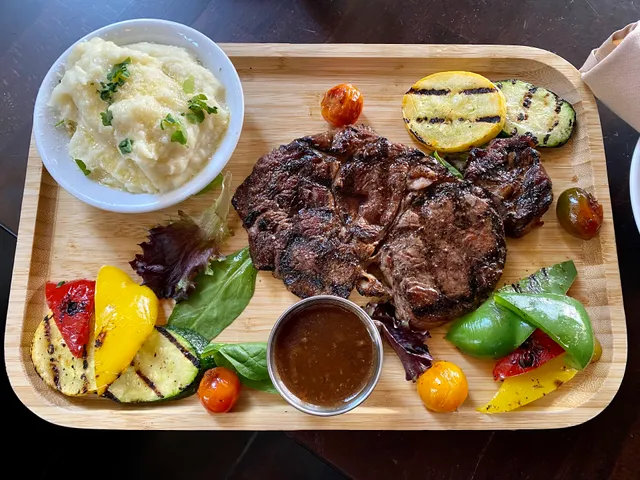 Hawg Heaven BBQ & Gastro Pub