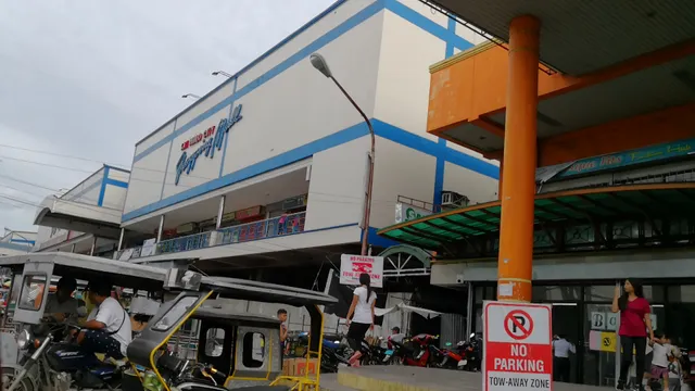 San Pablo City Shopping Mall