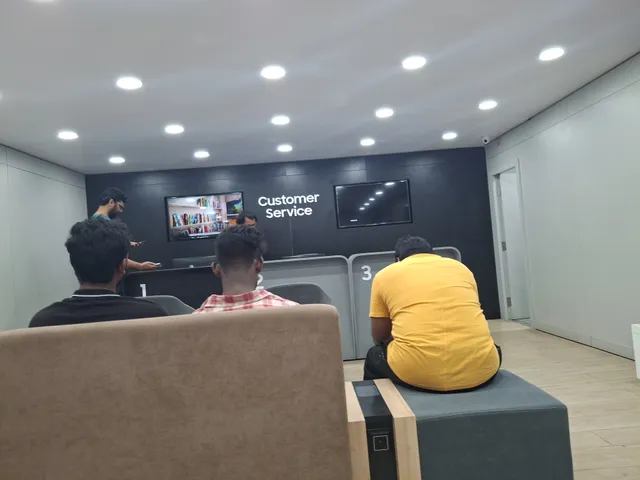 Authorised Samsung Service Center - Padma Communications