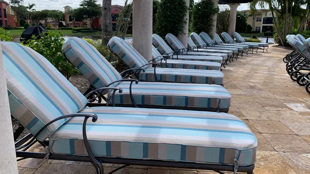 JS Custom Cushions & Patio Furniture Repair