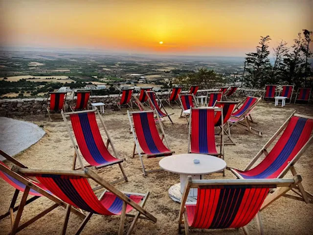 Beveroni Jazzin' Club