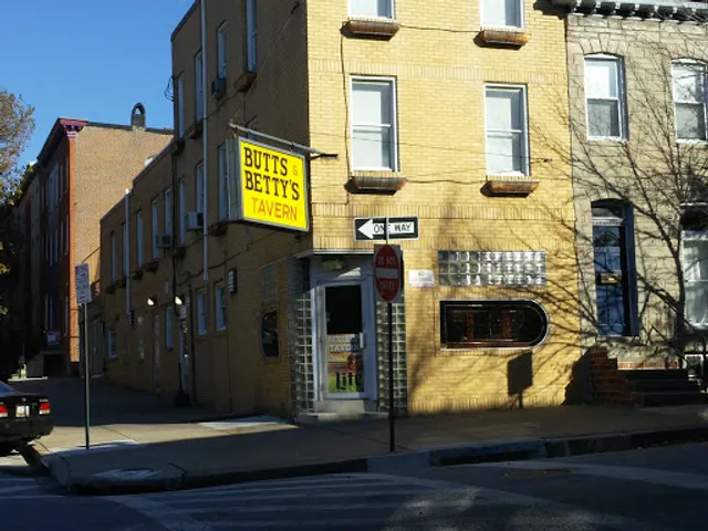 Butts & Betty's Tavern