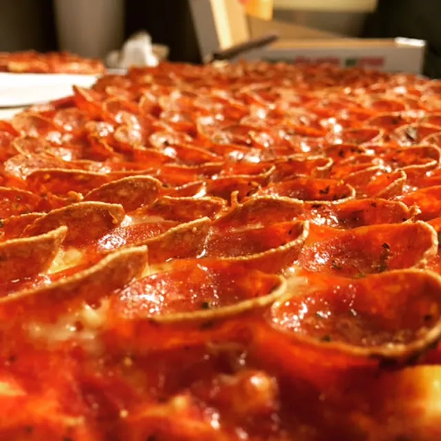 Massey's Pizza - Whitehall